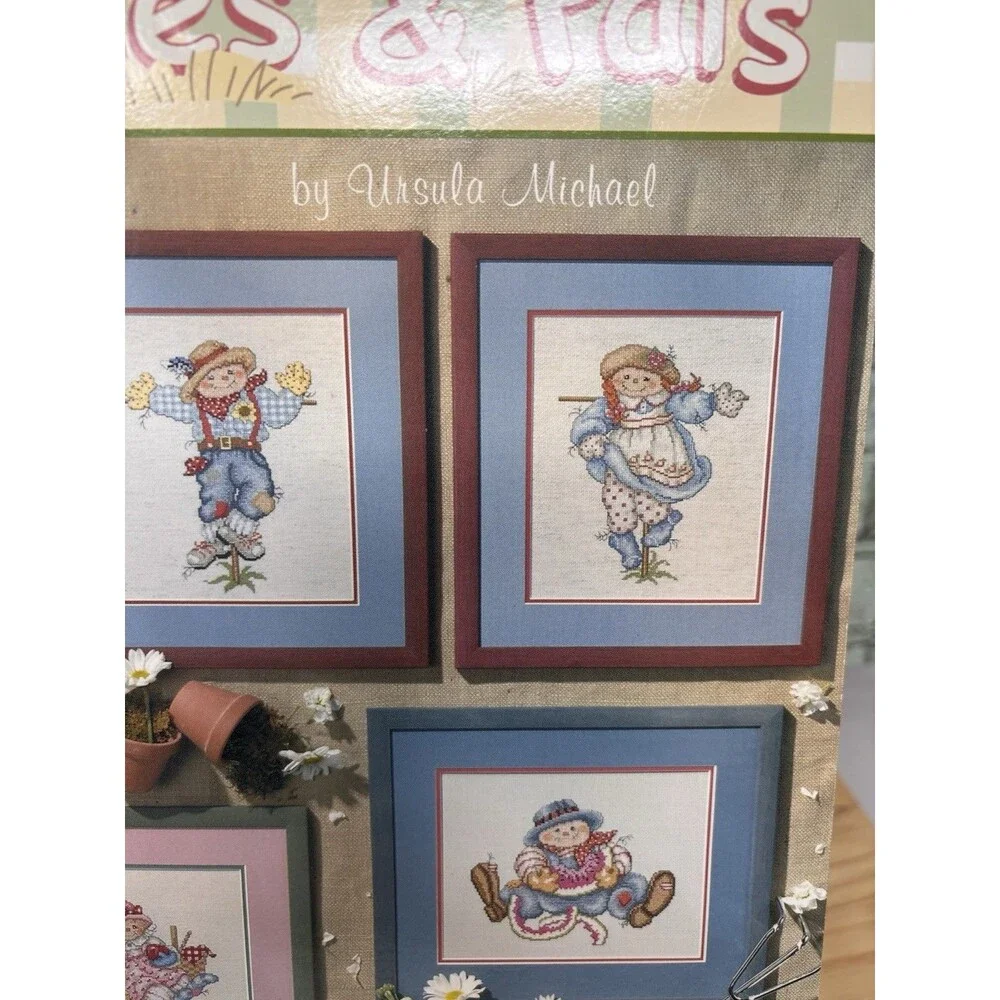 Patches & Pals Jeanette Crews Designs 1217 Scarecrows Autumn Fall Cross Stitch